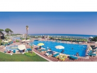 Pine Beach Club - 