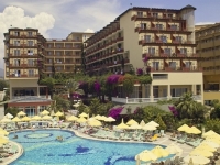 Holiday Park Resort -    