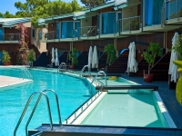 Rixos Sungate Port Royal Deluxe Resort - Бассейн