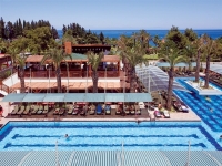 Crystal Hotels Deluxe Resort - 