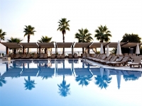 Crystal Flora Beach - �������