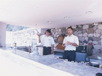 Aqua Bella Beach Hotel - La Perla