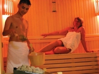 Aqua Bella Beach Hotel - La Perla