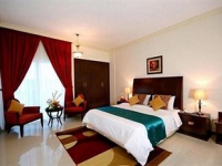 Golden Square Hotel - 