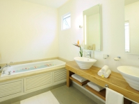 Veranda Grand Baie - Bathroom of deluxe room