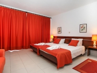 Aparthotel Barracuda - 