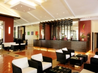 All Seasons Naiharn Phuket - 