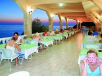 Club Smile Green Hill Hotel - 