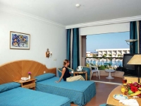 Royal Azur - 