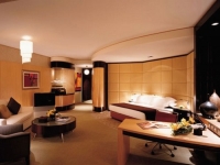 Shangri-La Hotel - Shangri-La Hotel, 5*