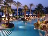 Four Seasons Resort - Four Seasons Resort