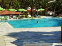 Zervas Beach Hotel - 