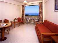 Kapetanios Bay Hotel -   