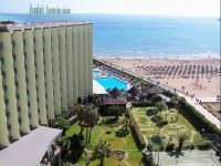 Beverly Playa - 