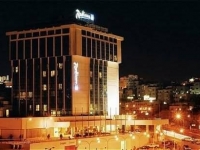 Radisson Sas -   