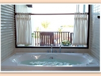Iyara Beach Hotel   Plaza - 