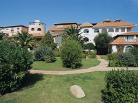 Colonna Beach Residence -   