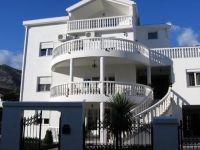 Villa Nikolic -  