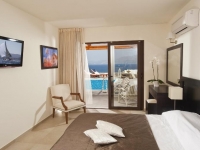 Miramare Luxury Suite and Villas - 