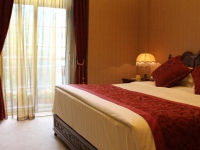 Dong Fang Hotel - 