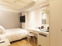 Adonis Hotel - 