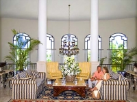 Occidental Royal Hideaway Playacar - Lobby