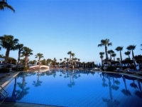 Grand Resort -  