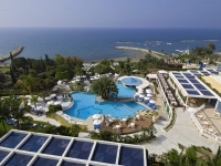 Mediterranean - Cascading Outdoor Swimming Pool