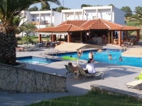 Iris Hotel - 