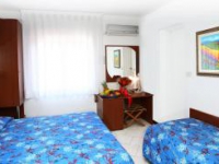 Hotel Madison - 