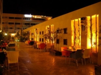 Captains Tourist Hotel - 