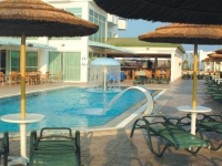 Tasia Maris Sands Hotel - 