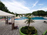 Happy Days Hotel -  
