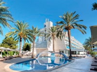 Mar Hotels Playa de Muro Suites - 