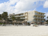 Days Hotel Thunderbird Beach Resort - 