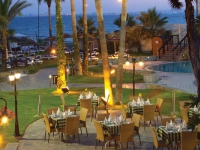 Lordos Beach - Atlantis Pool Bar   Restaurant