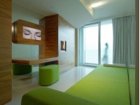 I-Suite Hotel -  
