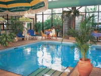 Palm Beach Hotel   Bungalows -  