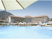 Fujairah Rotana Resort Al Aqah Beach - Бассейн отеля