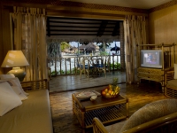 Bluewater Maribago Beach Resort - 