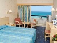 Silver Sands Beach Hotel - 