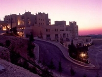 Movenpick Nabatean Castle Hotel - 
