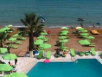 Zervas Beach Hotel - 