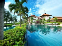 Sea Lion Beach Resort   Spa I -  