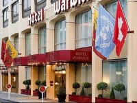 Le Warwick -   