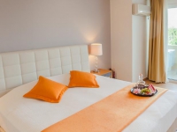 Faedra Beach Hotel - 