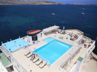 Gillieru Harbour Hotel - 