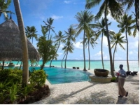 Shangri-Las Villingili Resort   Spa - 