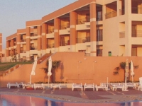 Portes Palace Hotel -   