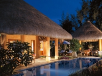 Oberoi Mauritius - Royal Villa with private pool bathroom